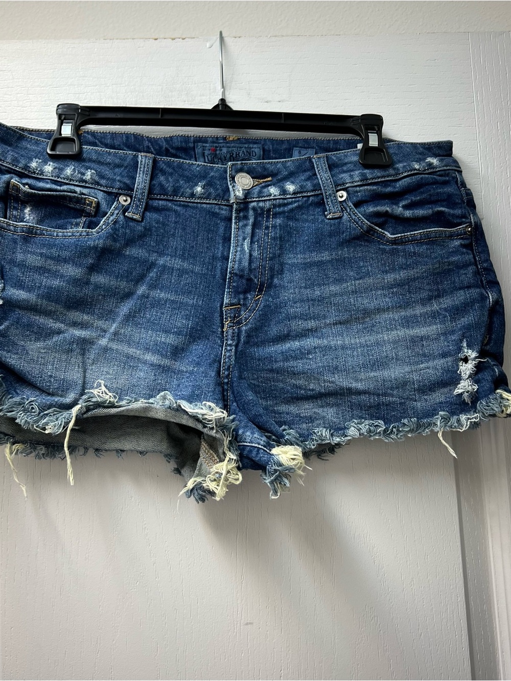Lucky Brand The Cut Off Distressed Shorts Sz 8